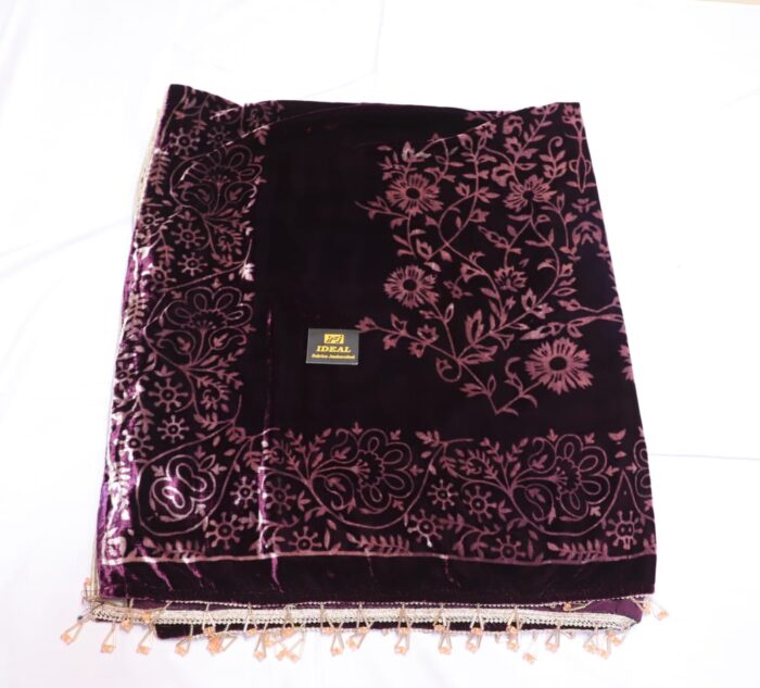 velvet shawl img
