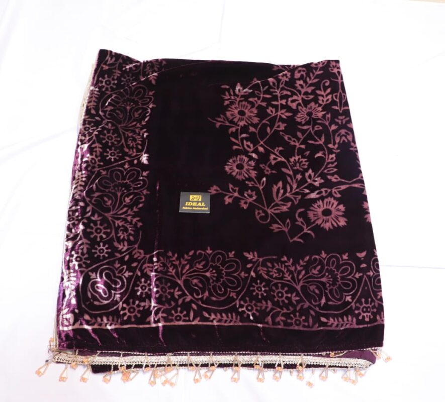 velvet shawl img